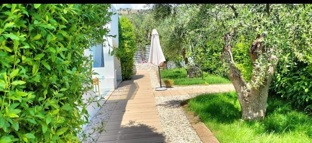 B&B Casrienn Mattinata Zewnętrze zdjęcie